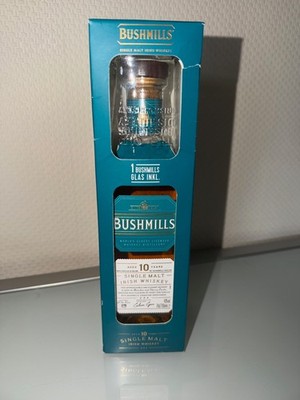 Bushmills Single Malt Irish Whiskey 10 Jahre, 40% Vol. 0,7 l Geschenkset