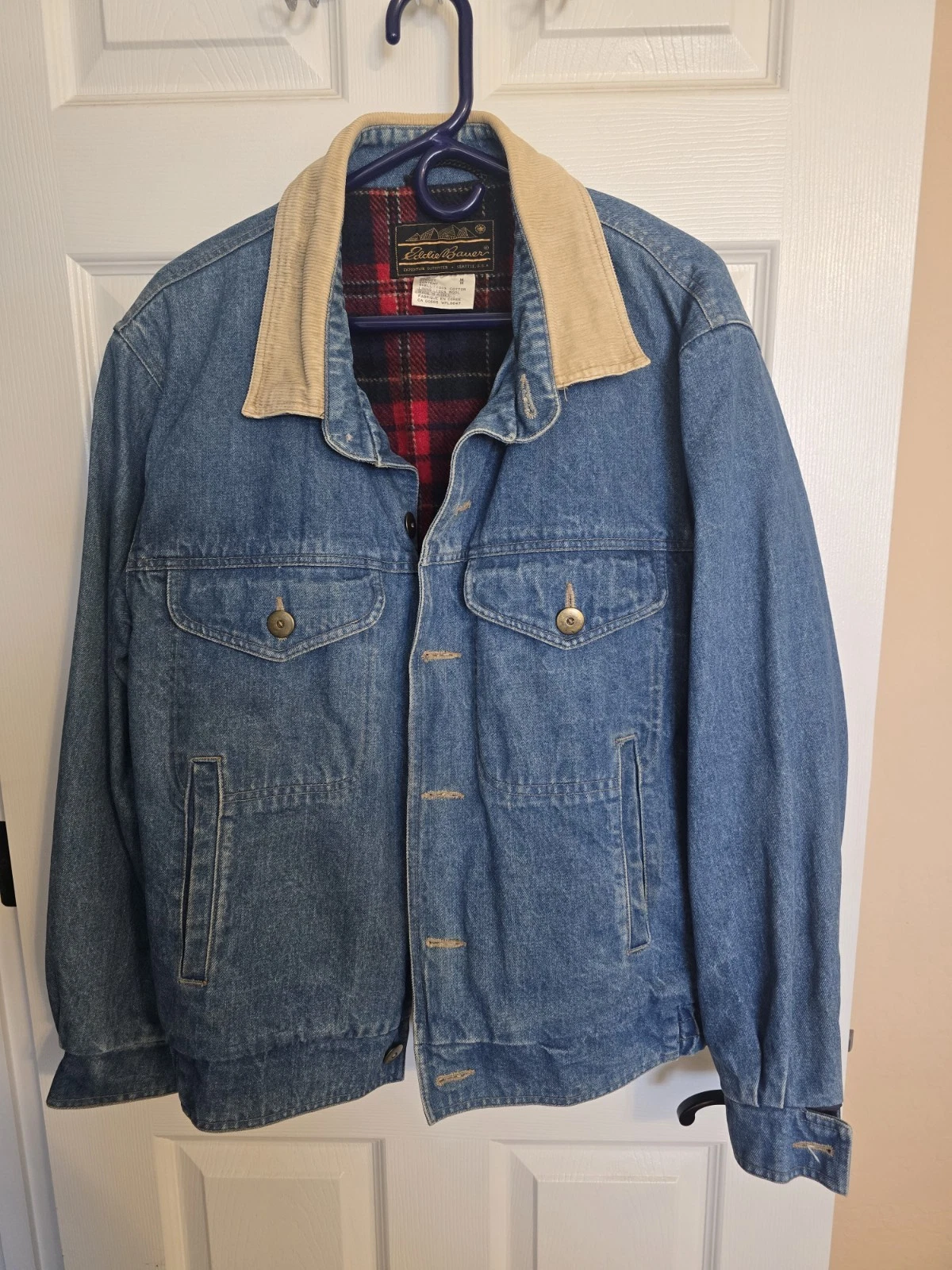 Vintage 1990s Eddie Bauer Denim Trucker Jacket Size M
Opens in a new window or tab