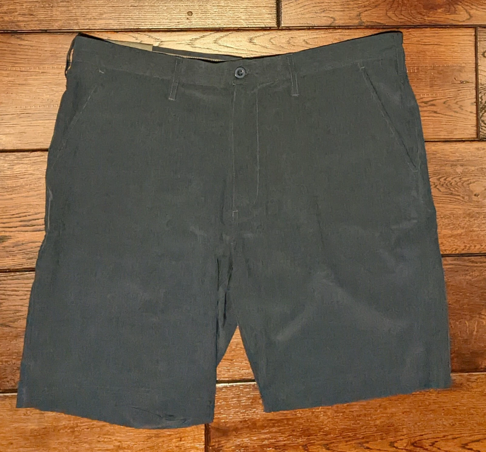 MOUNTAIN AND ISLES MEN'S QUICK DRY EVERYDAY SHORT NAVY BLUE SIZE 38 - NWT