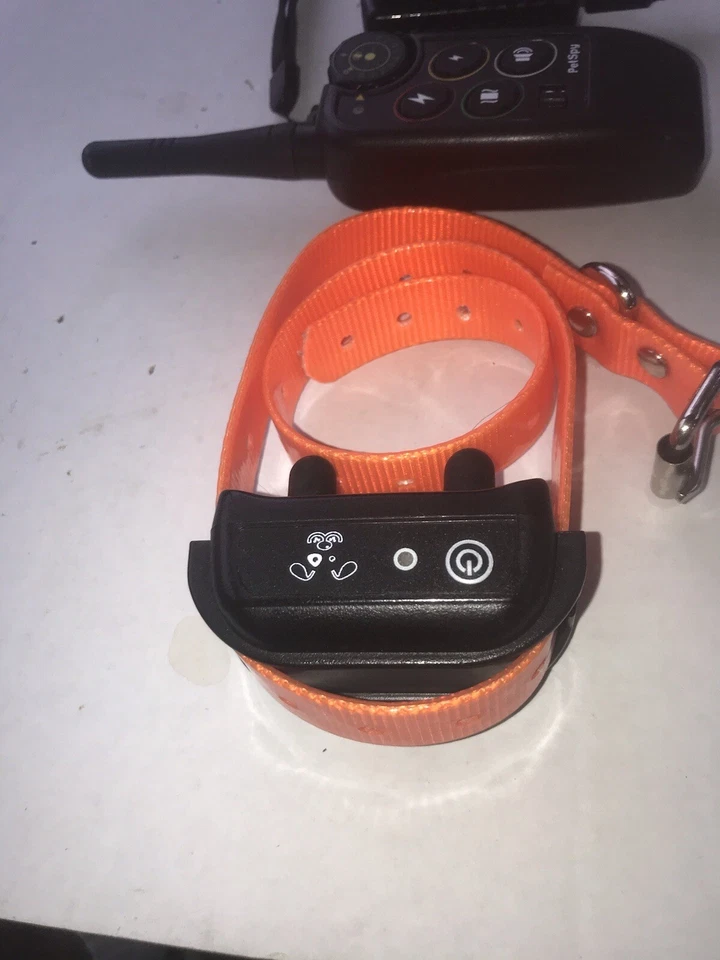 Collar de intercambio, control remoto y cargador para perros espía para mascotas. Sin probar pero se carga Foto 3 de 3
