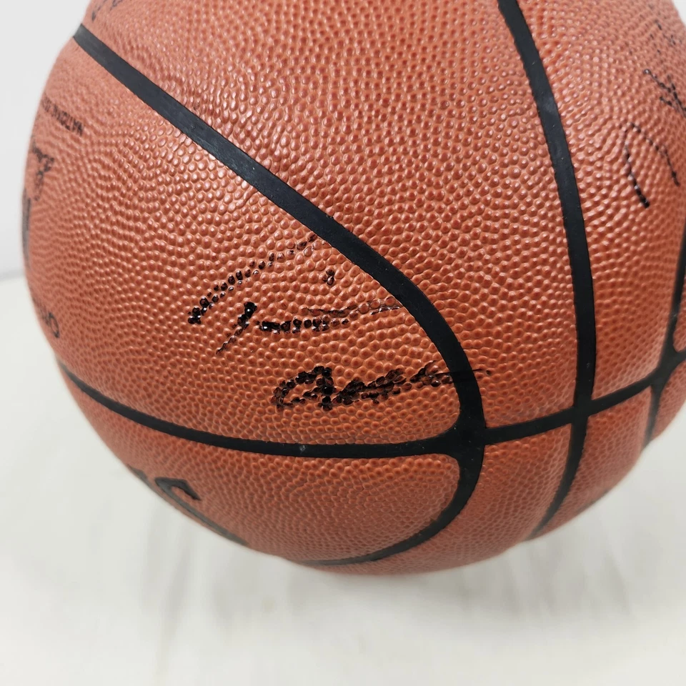 Spalding David J Stern Juego Oficial NBA Balón Grano Cuero Baloncesto con Coches Foto 4 de 4