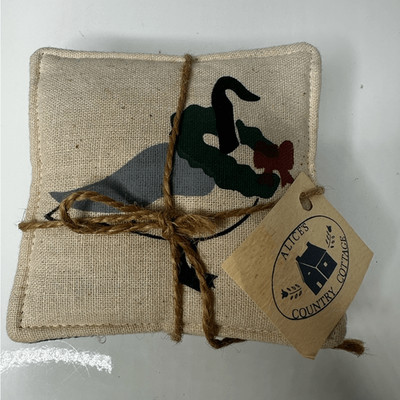 Alice's Cottage Spiced Mug Mats Scented Coasters Set Of 4 4.75'' Christmas Duck