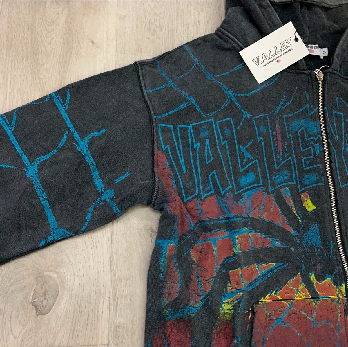 Vale Lives Forever Valley Fest Spider | eBay