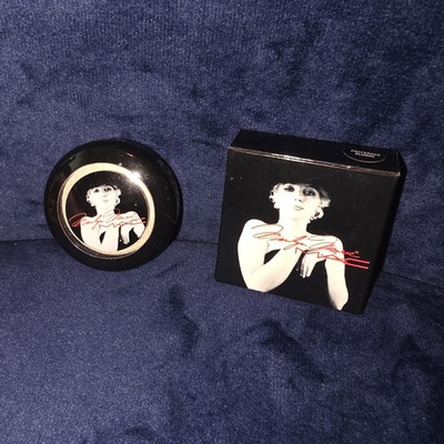 MAC Preferred Blonde Eye Shadow Single Compact Veluxe Pearl 0.1 oz