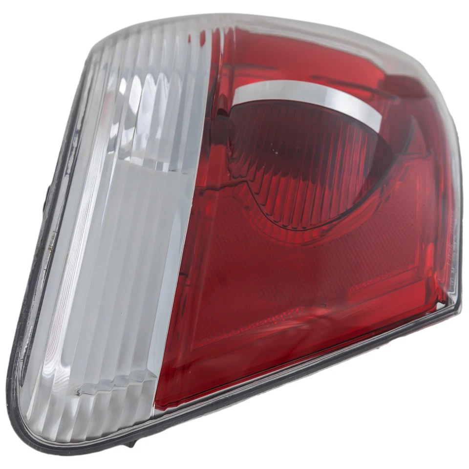 Luz trasera exterior del lado izquierdo del conductor para GMC Acadia 2007-2012 Foto 3 de 4