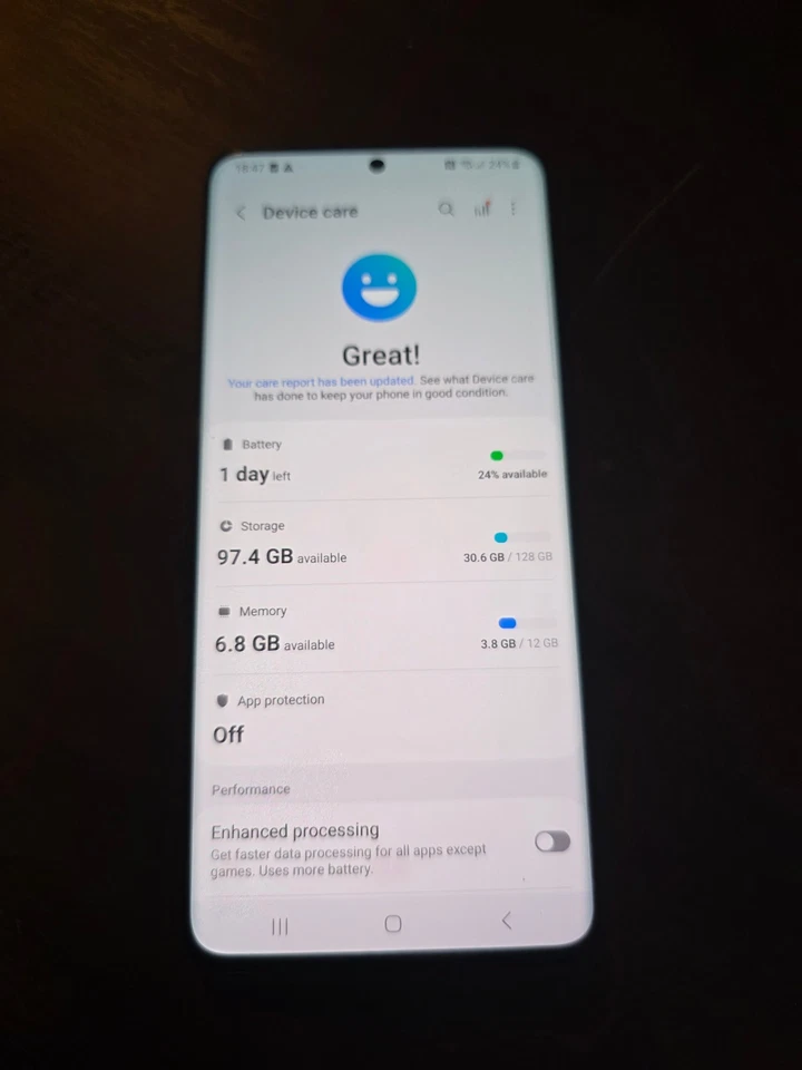 Samsung Galaxy S20 Plus 5G - 128GB(Unlocked) (Dual SIM) - Image 4 of 4