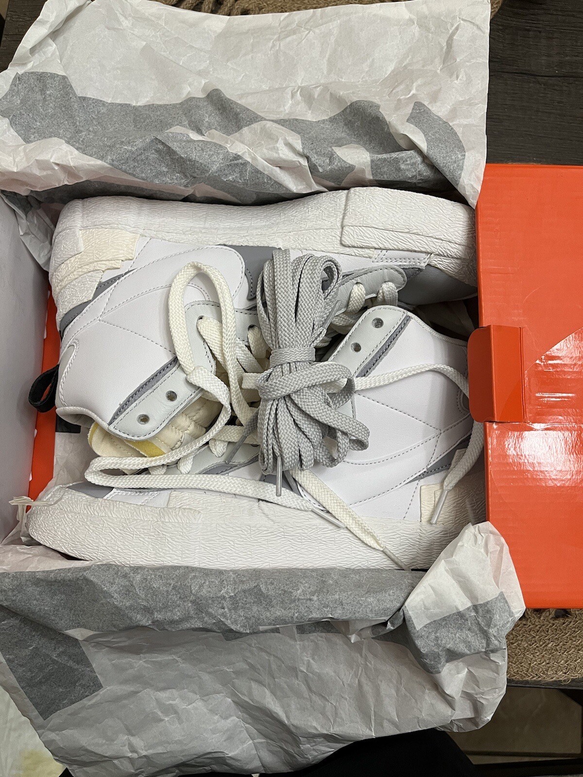 SACAI X NIKE Taglia 8 5 Nike Blazer Mid x Sacai bianco grigio 2019