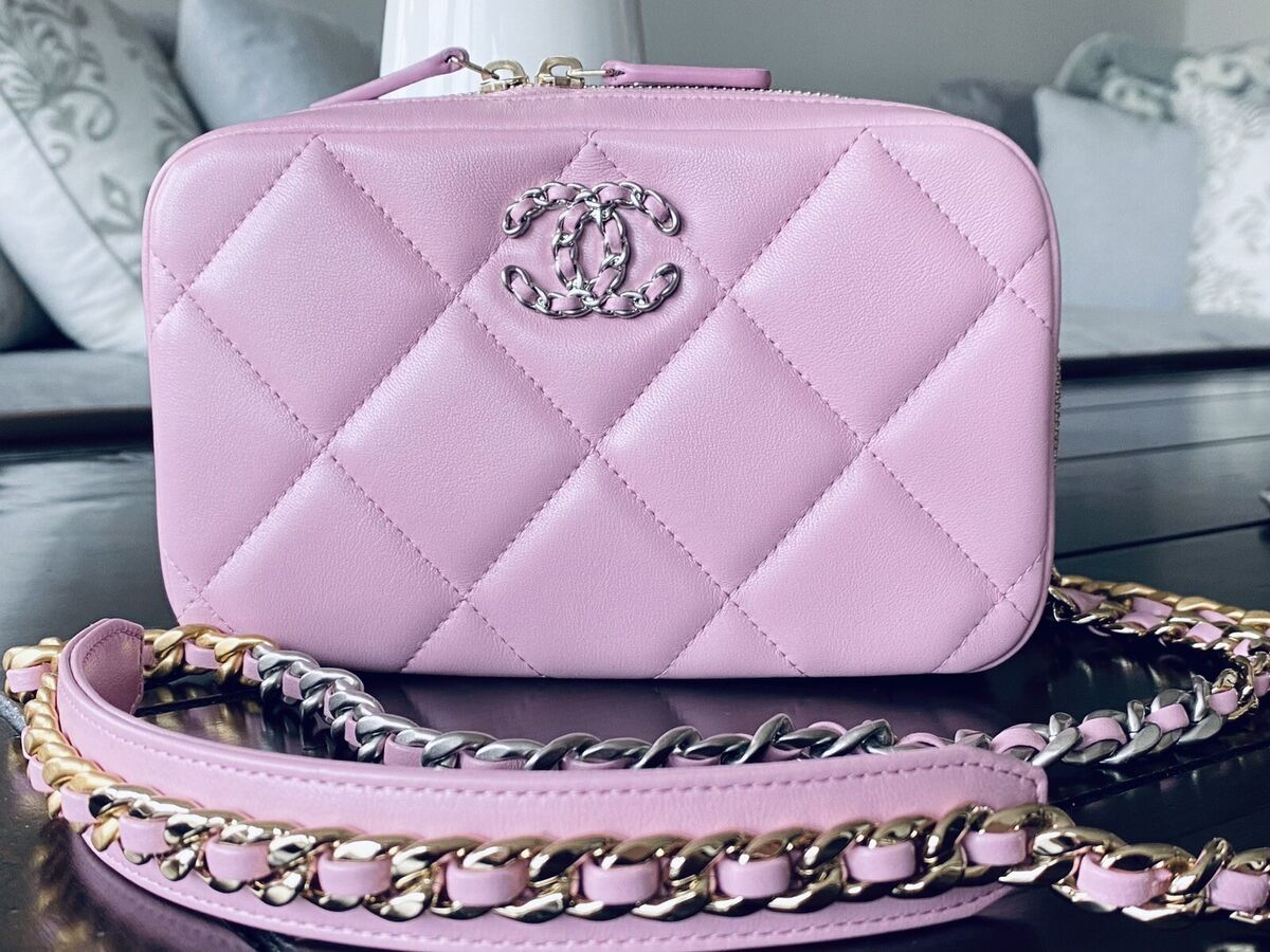 Chanel Mini Pink Caviar 18S