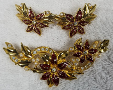VTG Signed Avon Christmas POINSETTIA Earrings Brooch PEARLS RHINESTONES Enameled