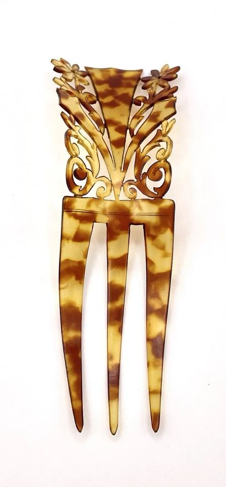 Celluloid Faux Tortoiseshell Hair Comb, 1890 - 1910.  Excellent Condition - Image 2 of 4