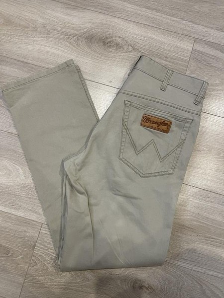 Men Wrangler Trousers Beige 32
