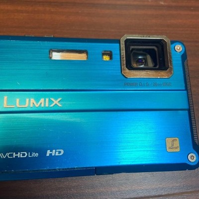 Panasonic LUMIX DMC-TS5 / DMC-FT5 16.1MP Digital Camera - Blue for