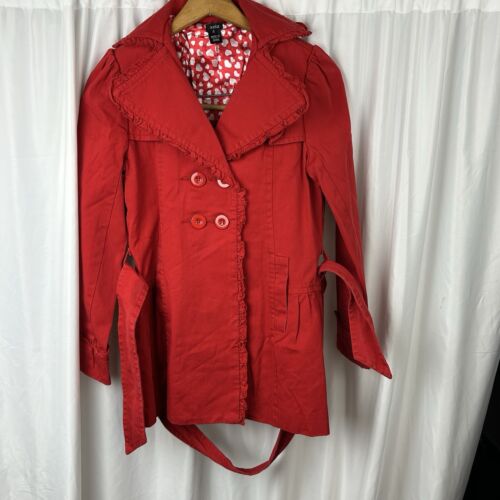 Aziz Damen Jacke rot zweireihig mit Gürtel und Rüschendetails Herzfutter S - Bild 2 von 7