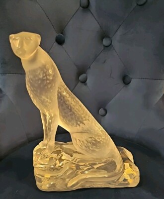 LALIQUE CRYSTAL FROSTED CHEETAH COUGAR LEOPARD CAT “TANCREDE