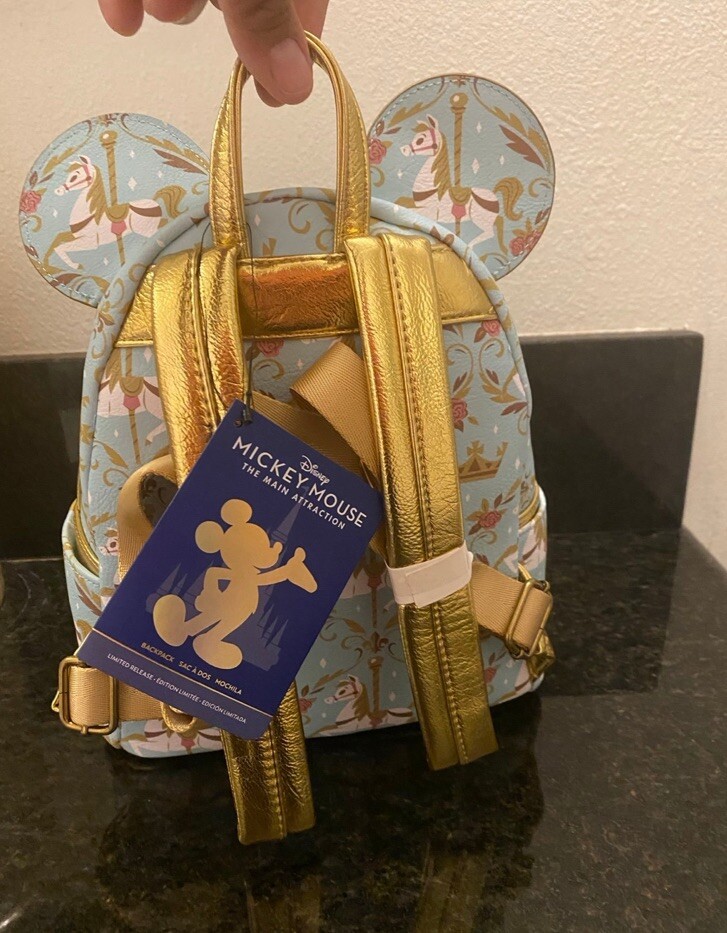 Mickey Main Attraction King Arthur Carousel Horse Disney  display picture 3