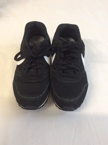 Nike MD Runner 2 Unisex Trainers Black Size 5.5UK, Eur 38.5, excellent  Condition | eBay