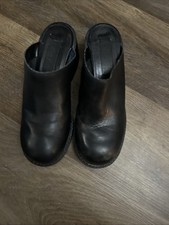 Woman’s Cathy Jean Size 7 M Jean Slip On Clogs Blk Leather Block Heal Round Toe