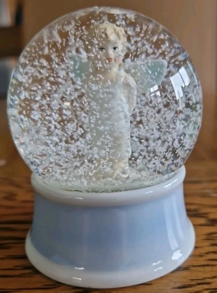 Hutschenreuther Angel Snow Globe  (2) - Image 2 of 4