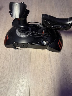 Thrustmaster T.Flight Hotas X V2   Joystick + Schubregler   neuwertig