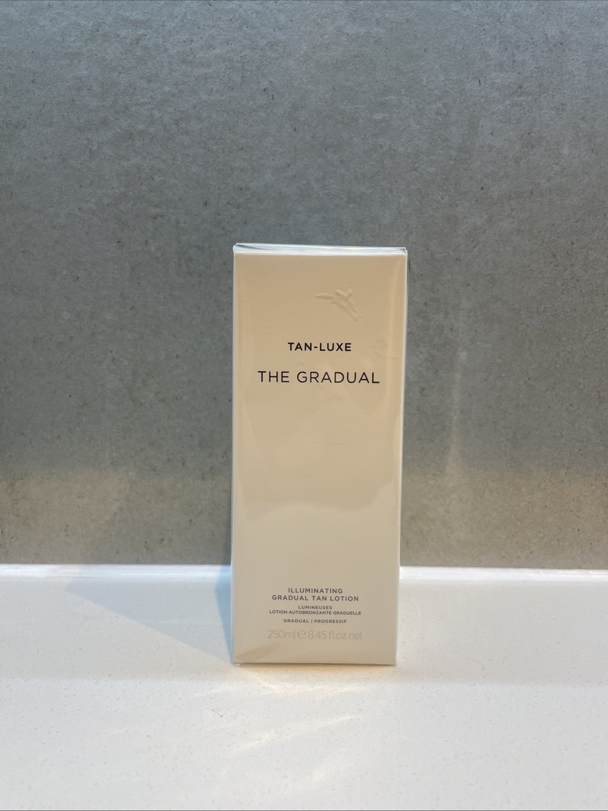 Tan-Luxe The Gradual Illuminating Tanning Lotion 250ml Tan Luxe Boxed & Sealed