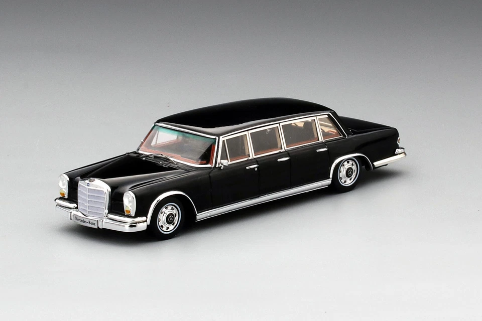 1964 MERCEDES 600 PULLMAN 6 DOOR BLACK - TRUESCALE MINIATURES TSM164335 1/43 - Image 4 of 4