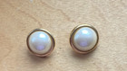 VINTAGE MARVELLA FAUX PEARL & GOLD TONE PIERCED EARRINGS — photo 2