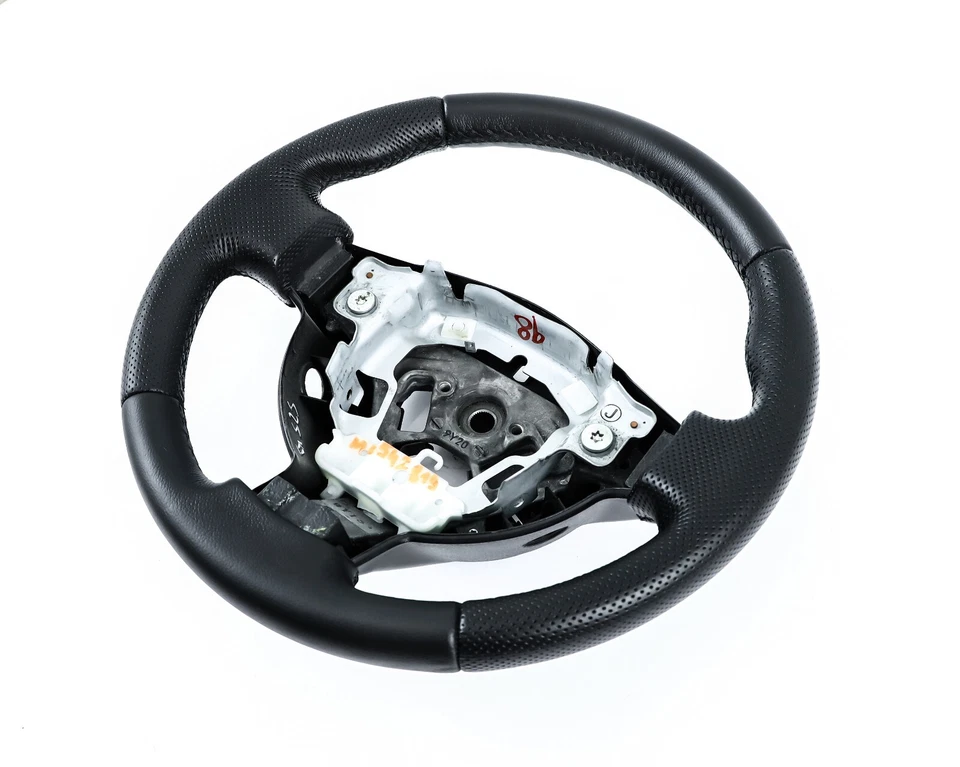 Lenkrad beziehen mit Leder für Nissan NV200 NEU LEDER - Bild 2 von 4