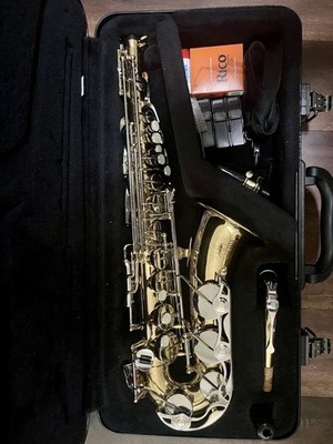 Yamaha YAS-200ADII Alto Sax w/ Stand, 2 Mouthpieces, Case | Excellent Condition
