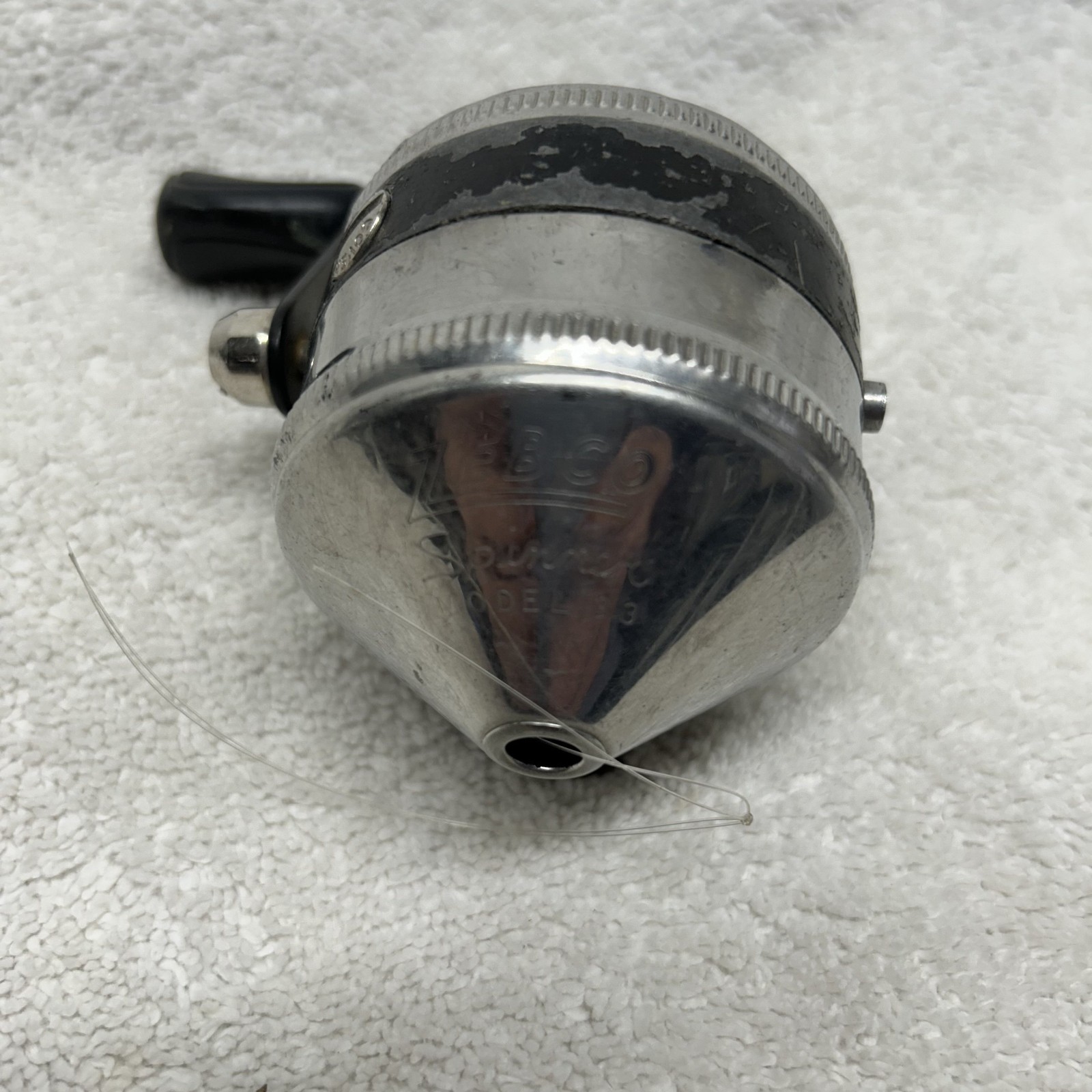 Zebco Vintage 33 Silver Spincast Fishing Reel