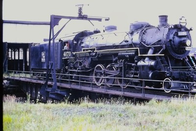 VINTAGE TRAIN SLIDE 1969 Engine 4070 Leaving Depot Conductor Grand Trunk Western