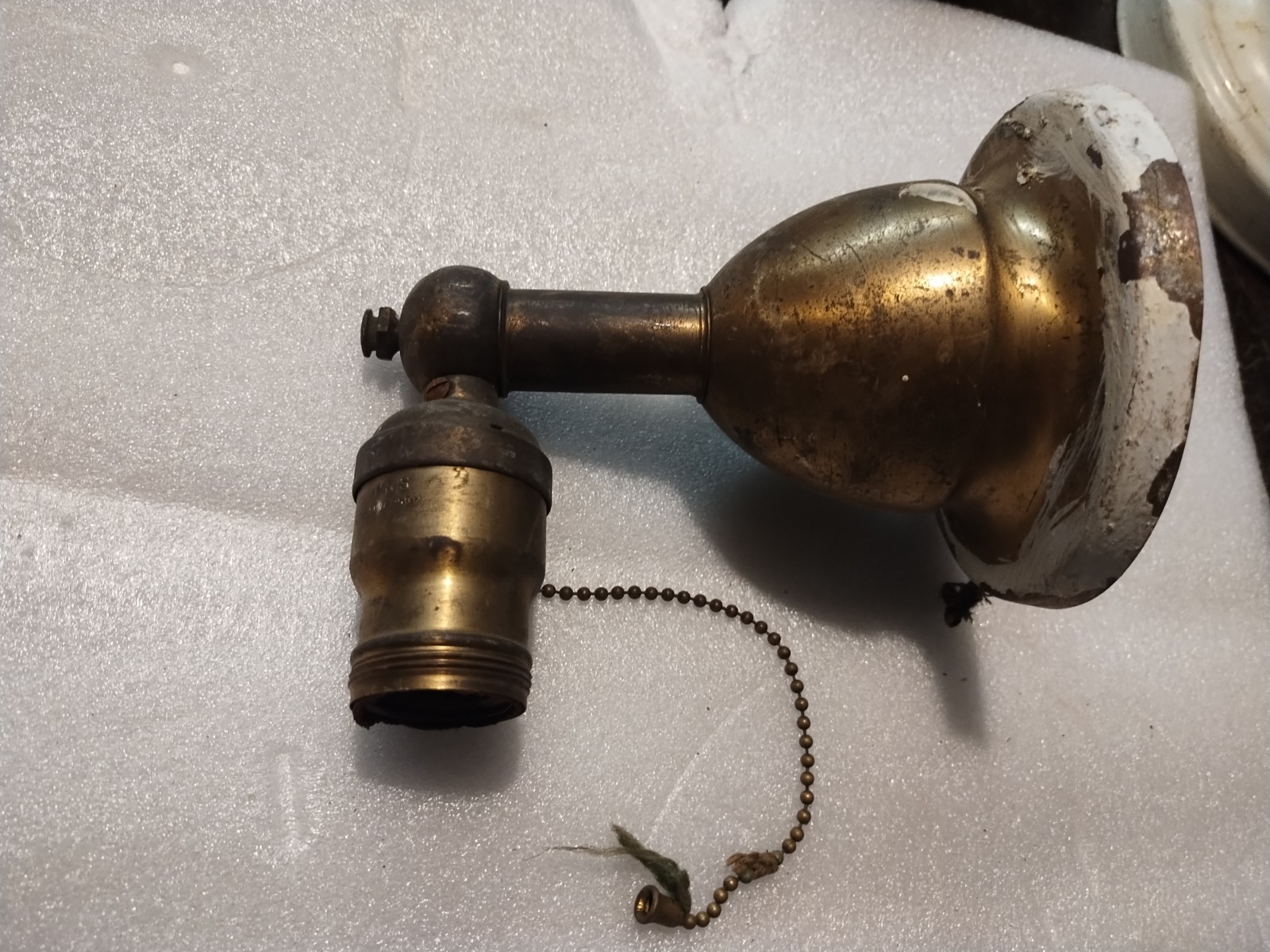 Victorian Brass Wall Sconce Light Fixture Pull Chain