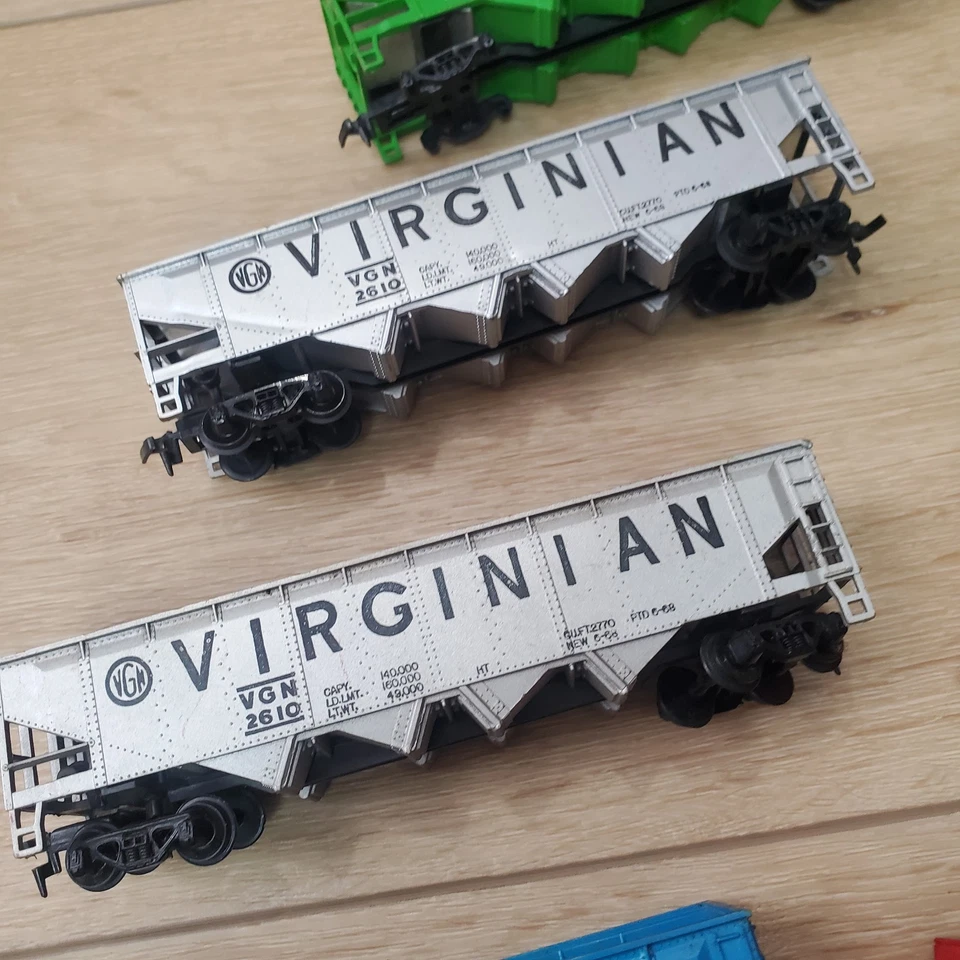 Винтажный Групповой Лот товаров в Ассортименте HO Запчасти для Поезда Вагоны Грузовые В ассортименте 30 шт. - Изображение 3 из 4