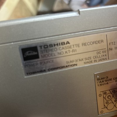 Vintage 80s Toshiba KT-R1 Stereo Cassette Recorder FM Radio