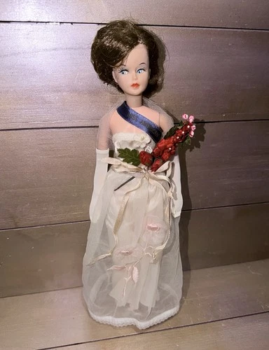 Vintage TRESSY Doll - Brunette MISS AMERICAN CHARACTER #40900 - rare!