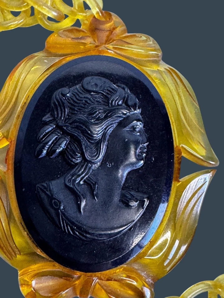 Бакелитовый яблочный сок обратная резная камея подвеска ожерелье целлулоидная цепочка 1930-е - Изображение 3 из 4