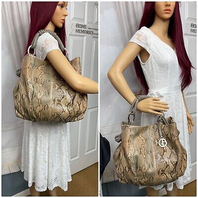 GIORGIO ARMANI LEATHER TRIMMED SNAKESKIN HOBO mint Condition GIORGIO ARMANI LEATHER TRIMMED SNAKESKIN HOBO mint Condition