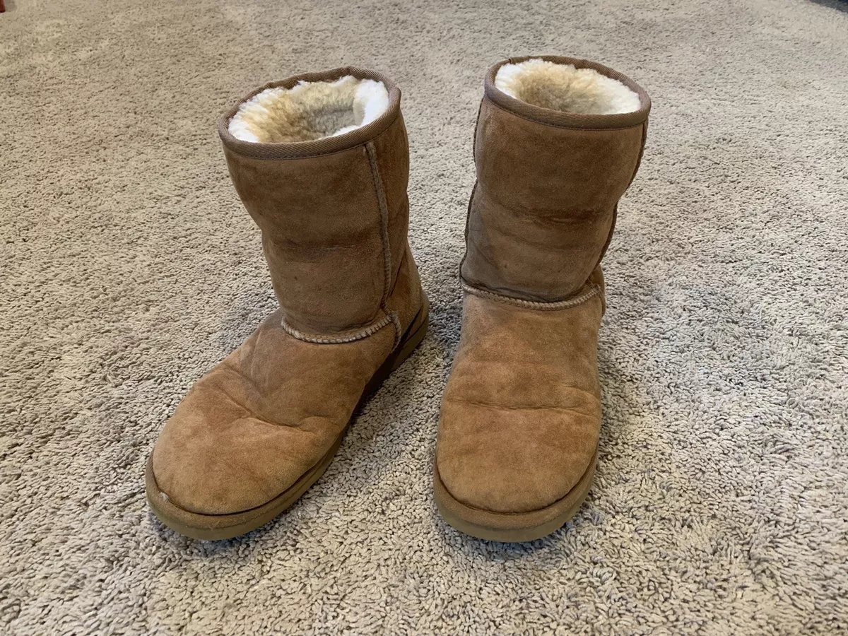Ugg boots size clearance 8.5