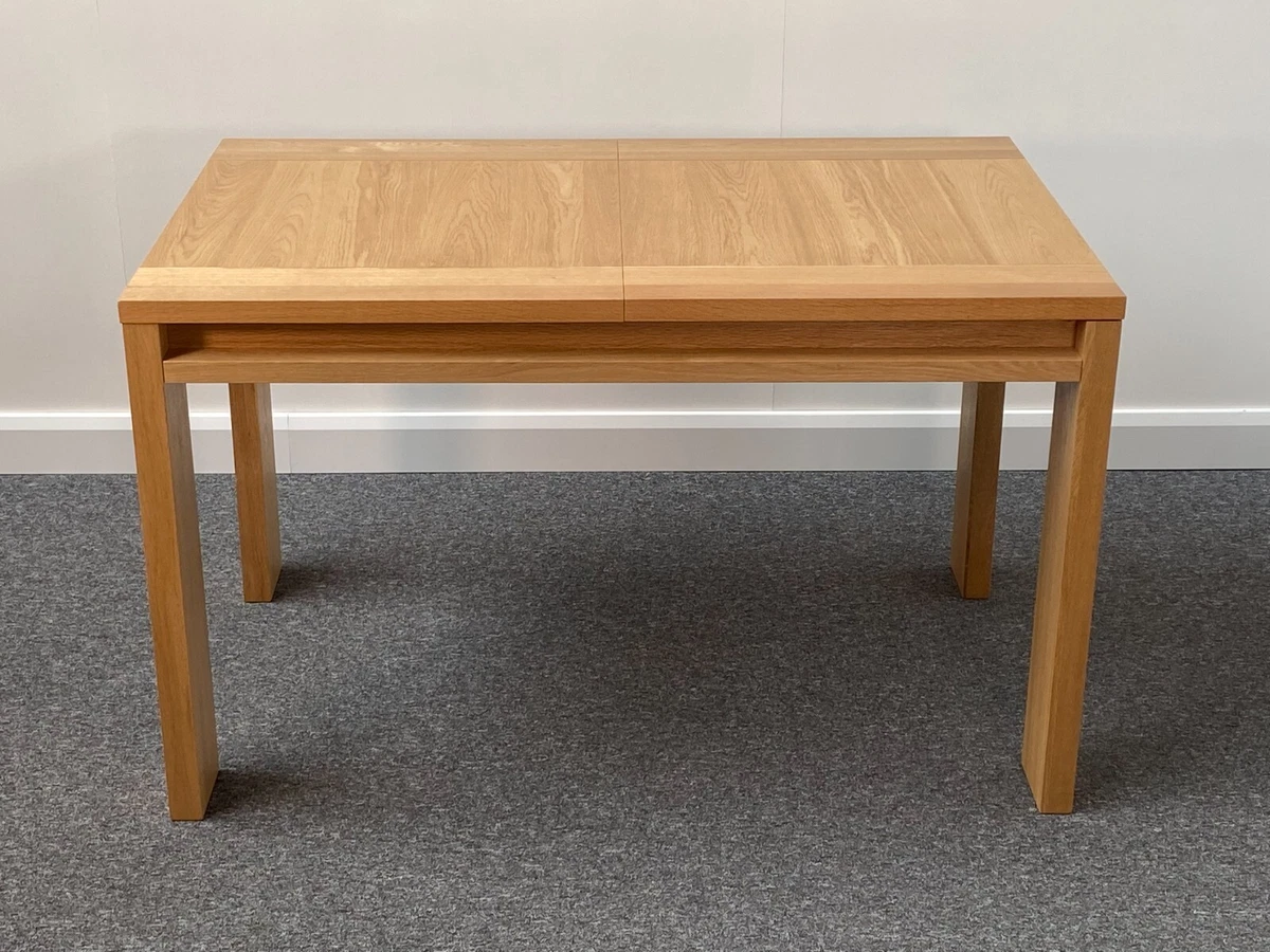 Willis Gambier Escana Oak Solid Wood 127cm 4 6 Seater Dining Table RRP 1199