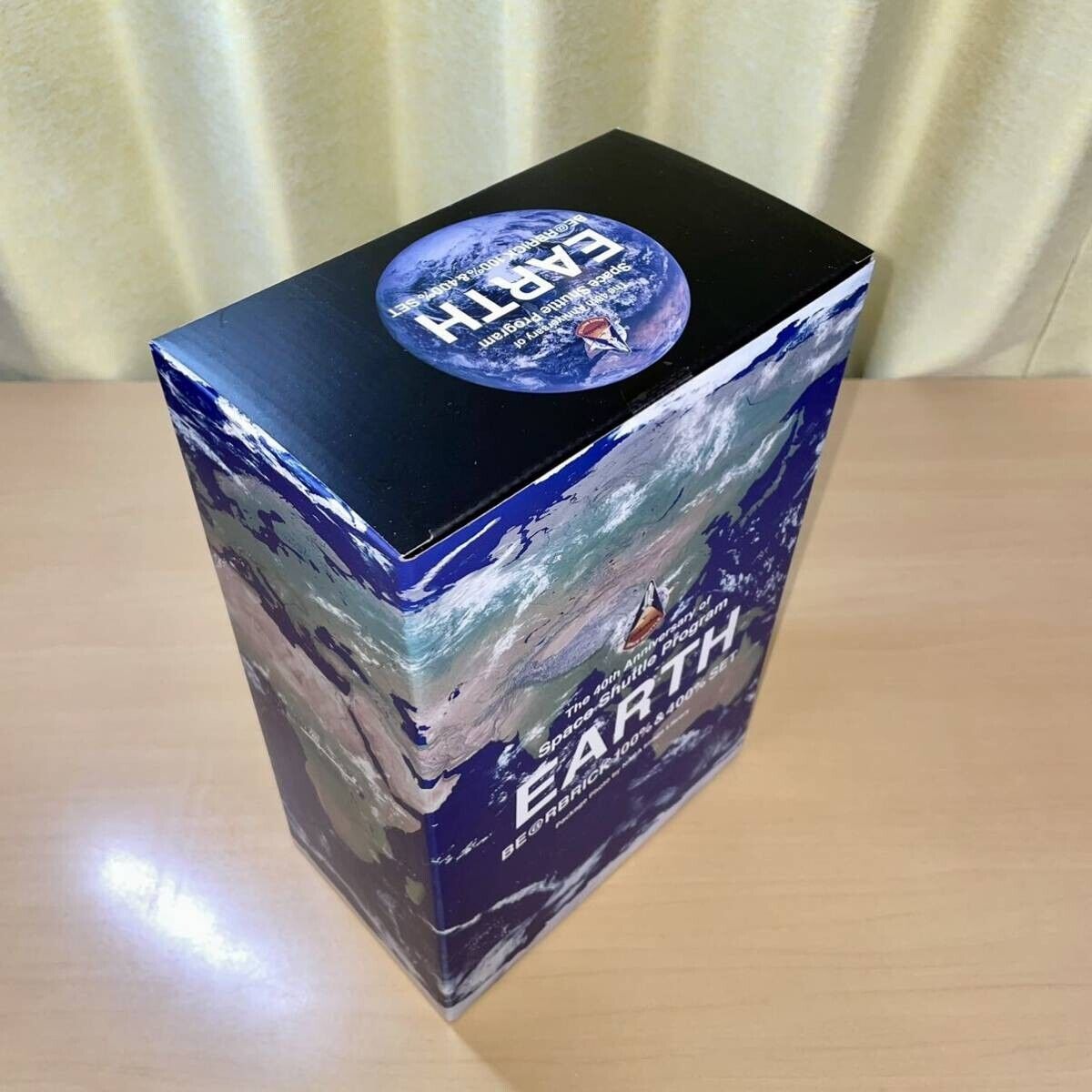 MEDICOM TOY EARTH BE@RBRICK 100% & 400% Action Figure NASA MEDICOM TOY EARTH BE@RBRICK 100% & 400% Action Figure NASA