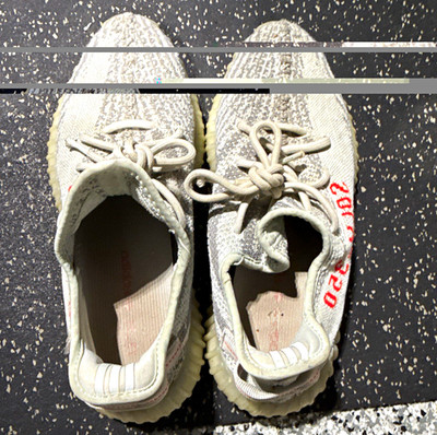 Yeezy adidas Yeezy Boost 350 V2 Men s Low Top Lace-Up Sneakers Gray/White
