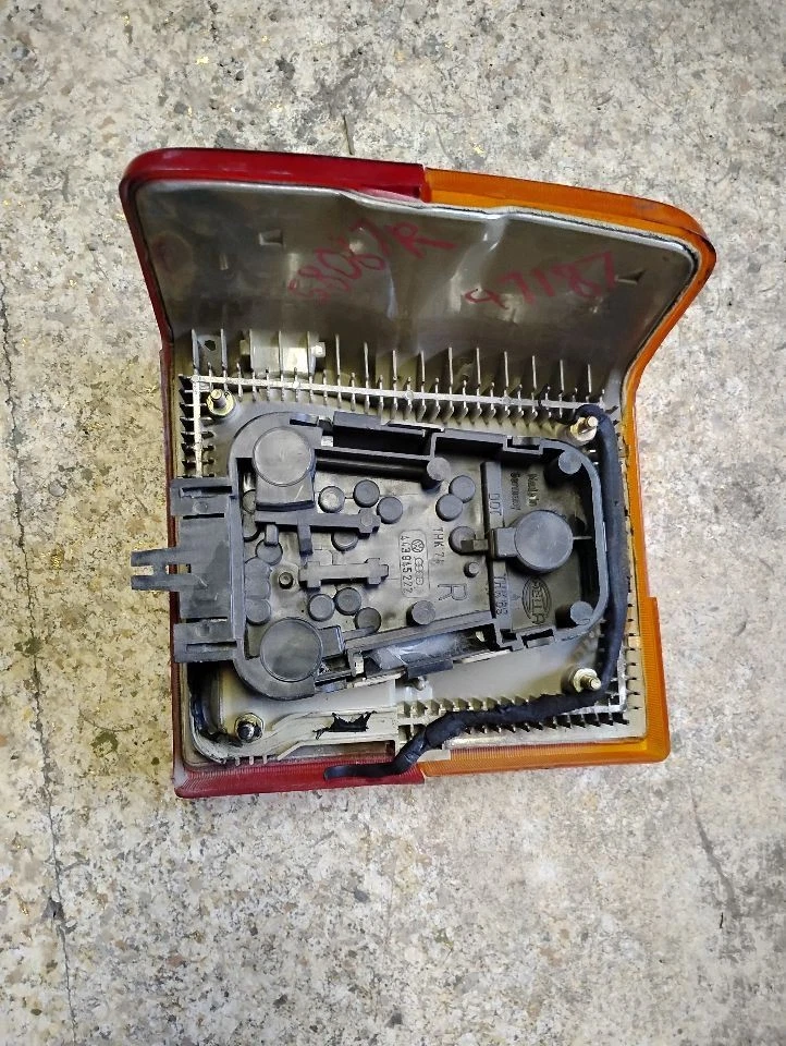 Passenger Right Tail Light Station Wgn Outer Fits 84-88 AUDI 5000 22278 - Image 3 of 3