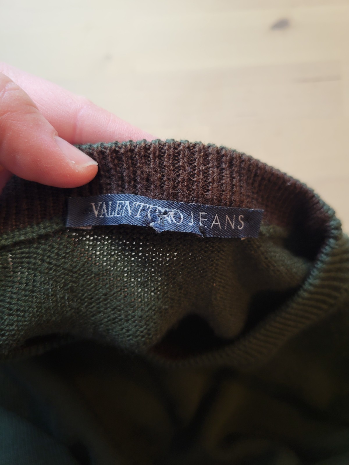 Vintage Valentino Jeans Sweater Men's Size L Green Wool Acrylic Long Sleeve thumbnail 7