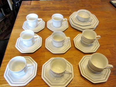 Gallo Leonardo Galerie de Porcelaine Portugal Konvolut Kaffeegedecke etc.