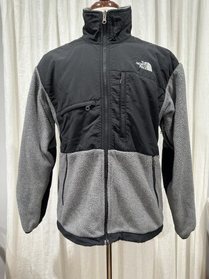 The North Face Men s Full-Zip Fleece Jacket, Size Medium.