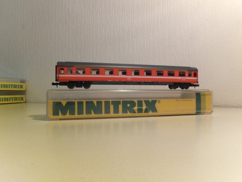 Minitrix Spur N 51 3106 00 SBB CFF FFS Reisezugwagen in orange in original Bo | Condition: Used