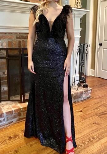 Black Sparkly Full length Formal Gown  Prom Homeco