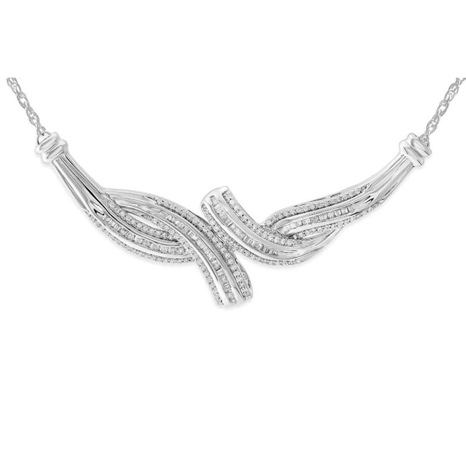 Collar de diamantes blancos naturales de 1/2 quilate en plata chapada en oro blanco de 14 quilates Foto 3 de 4