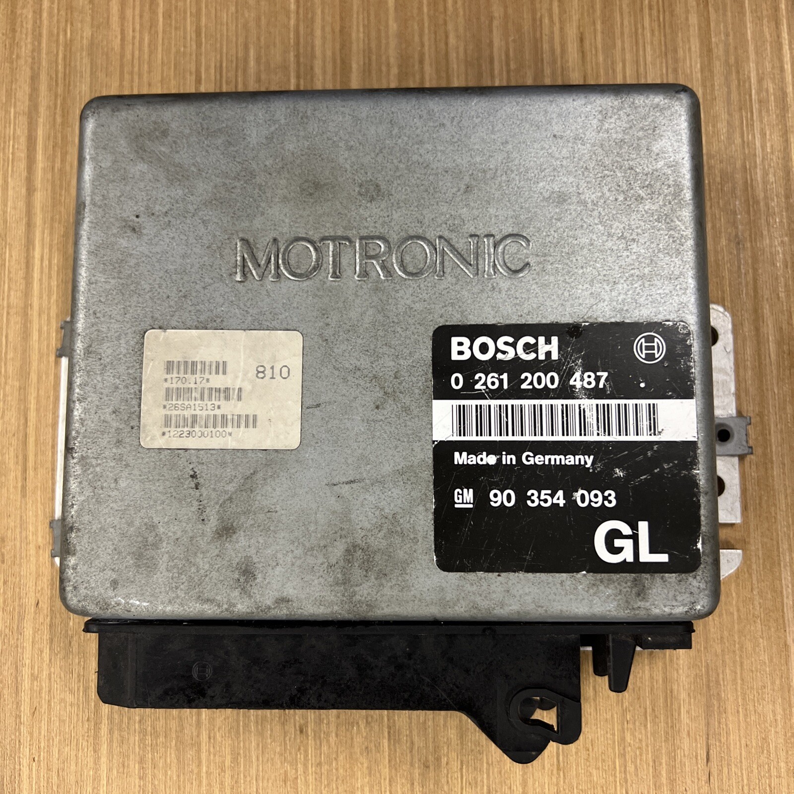 Astra GSI C20XE 2.0 92-95 ECU 0261200487 90354093 0 261 200 487 90 