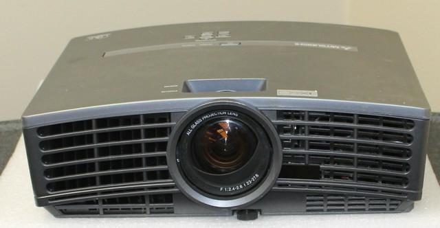 Проектор mitsubishi xd460u Проектор mitsubishi xd460u