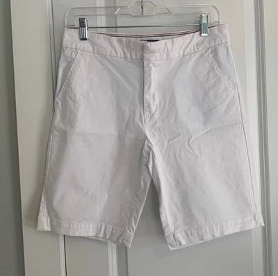 Tommy Hilfiger Women's 10 White Bermuda Stretch Shorts Size 4 - Image 1 of 4